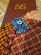 Load image into Gallery viewer, "Knit Together in Love" Clutch