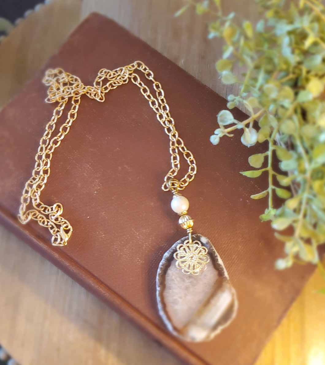 “Crowned for His Glory” Agate Necklace