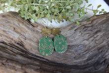 Load image into Gallery viewer, Glory Blossom Earrings
