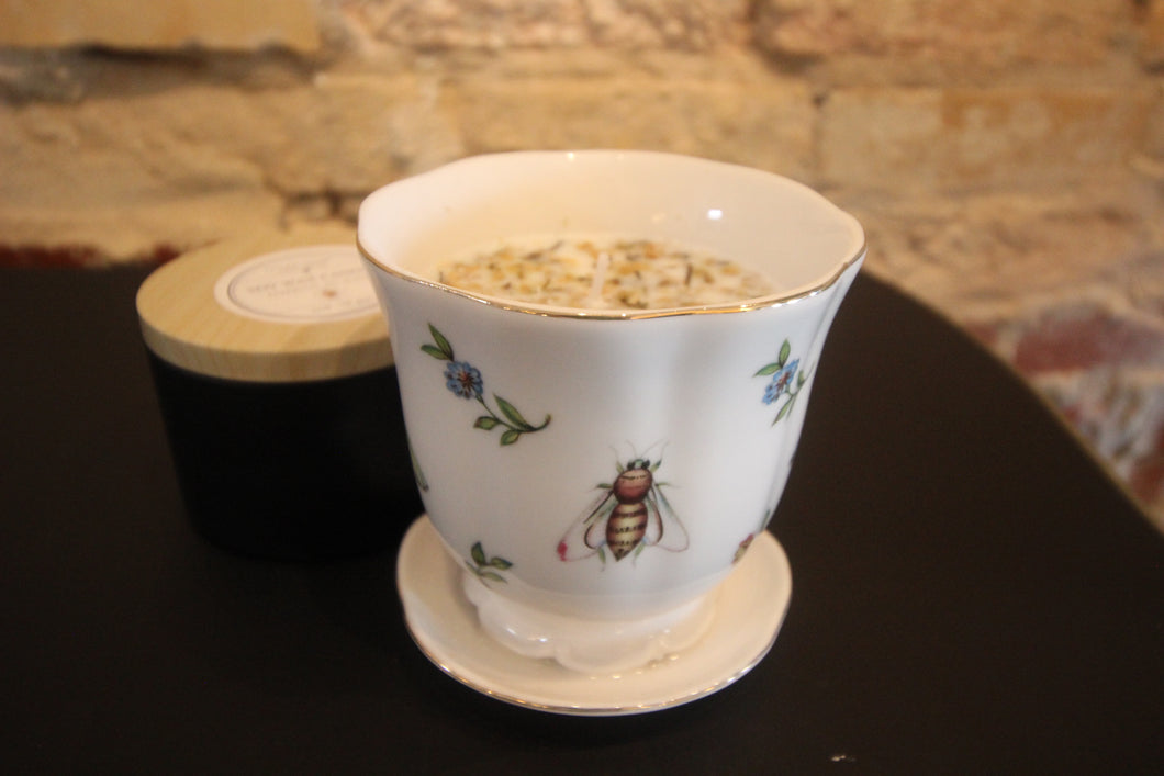 Bumblebee Teacup Soy Candle