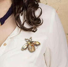 Load image into Gallery viewer, Vintage Glam Bee Brooch
