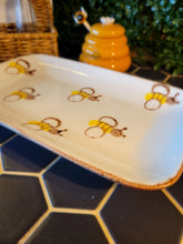Load image into Gallery viewer, Honeybee Tidbit tray
