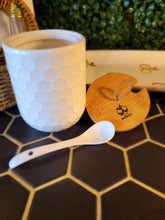 Load image into Gallery viewer, Honeycomb Bowl with lid+spoon
